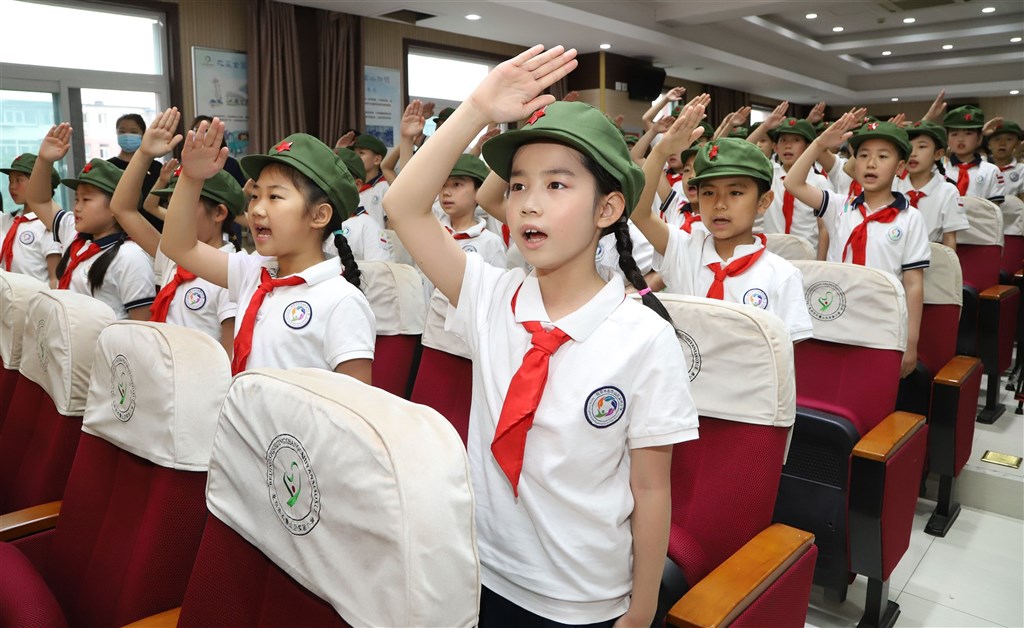 看世界  北京市调整小学上课时间 不早于上午8时20分
