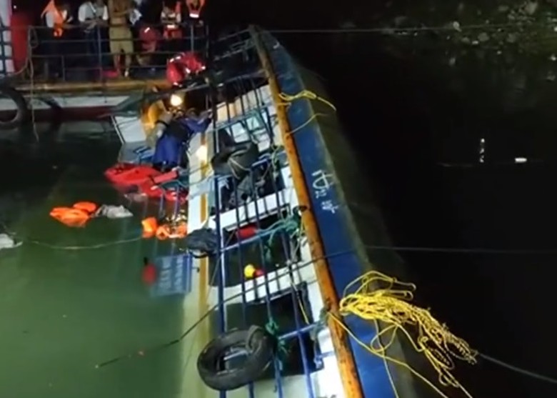 中国／客轮翻侧逾40人坠海　8人死亡7人仍失踪