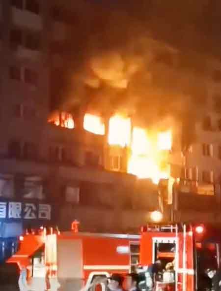 中国／辽宁大连普兰店区一住户家中发生爆燃致8死5伤 