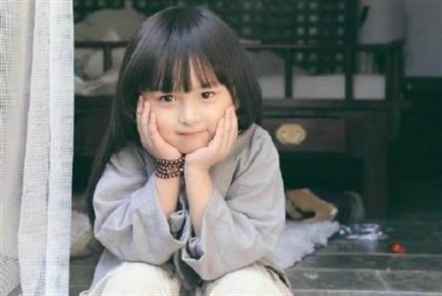 全球年纪最小美女！刘楚恬​遭网禁整形 
