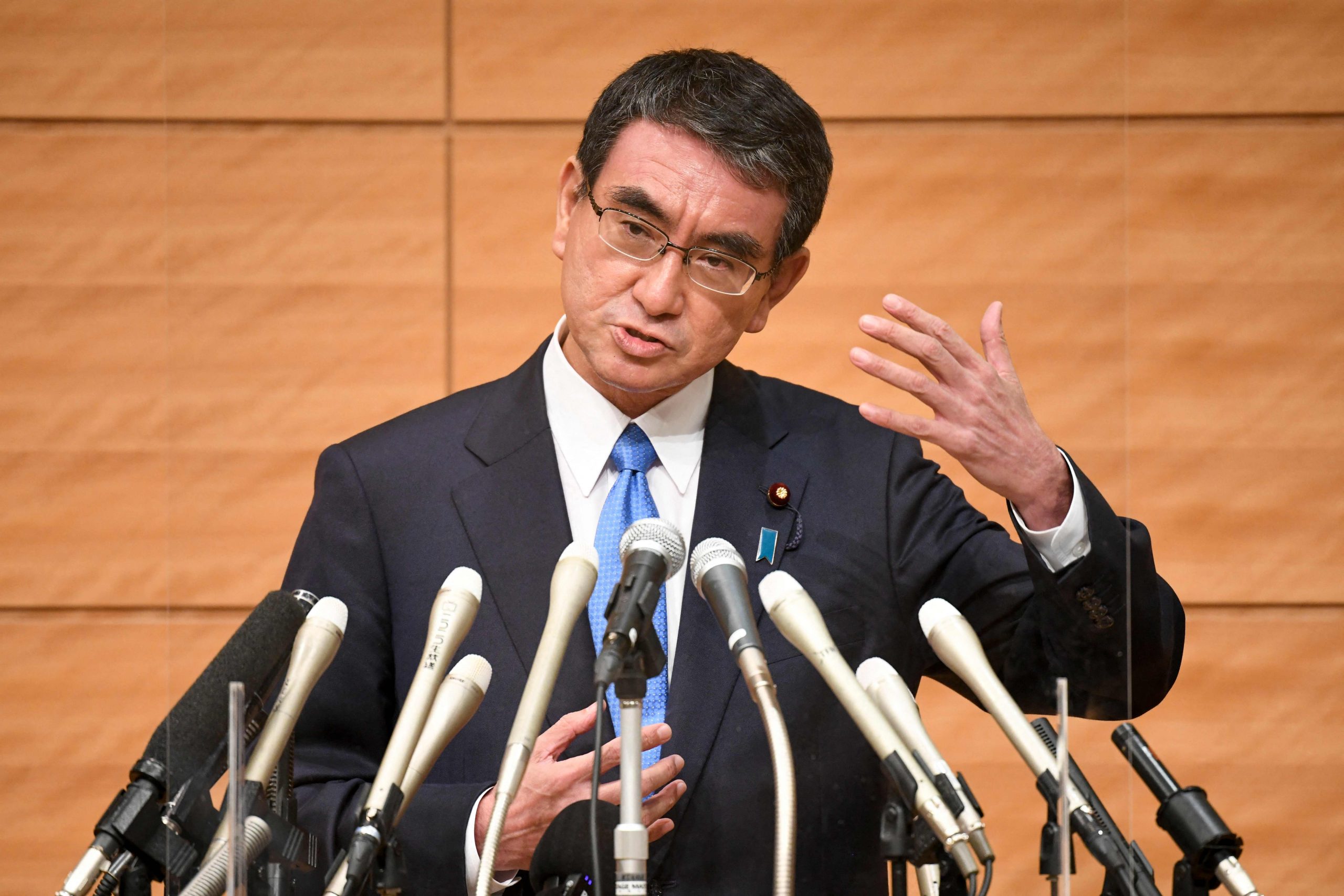 日本执政党主席选举 河野太郎宣布参选