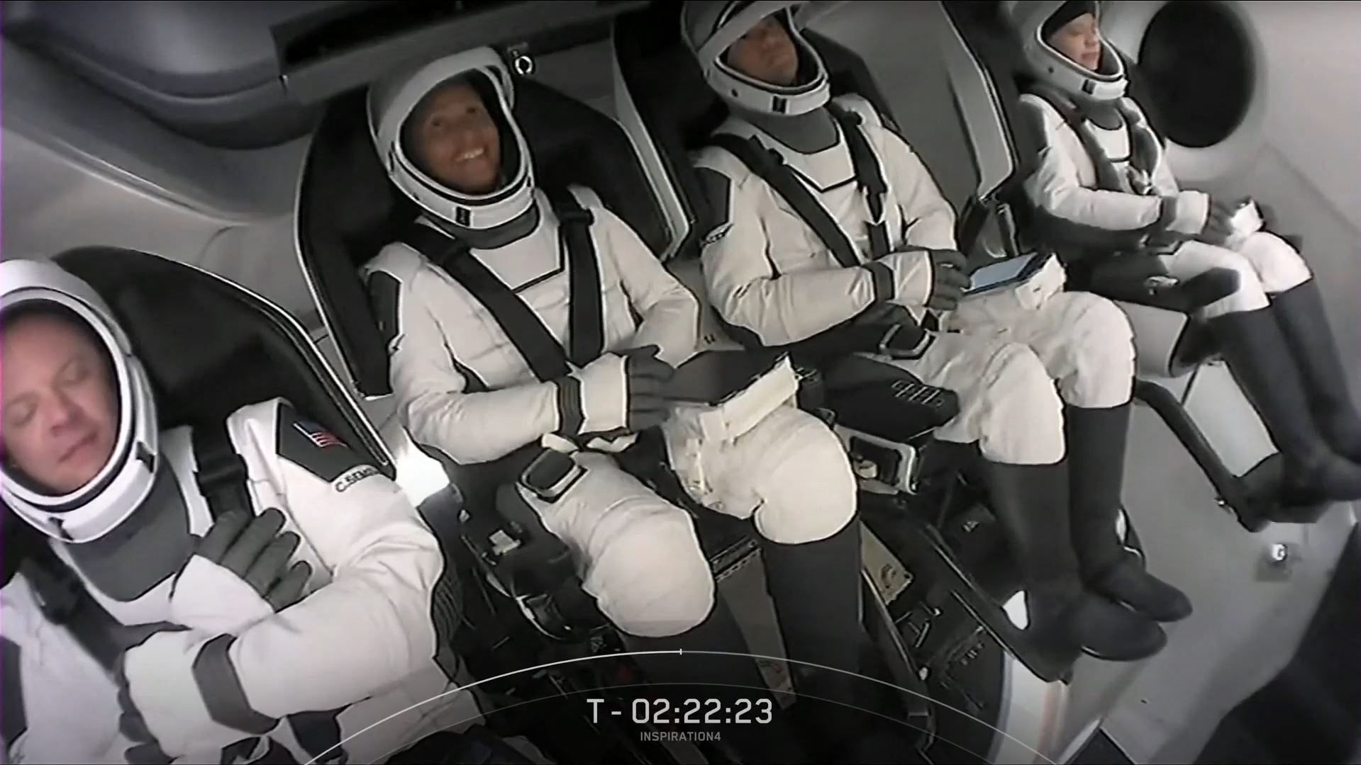 看世界）SpaceX「全平民」太空团首报平安 已完成第一轮科学研究