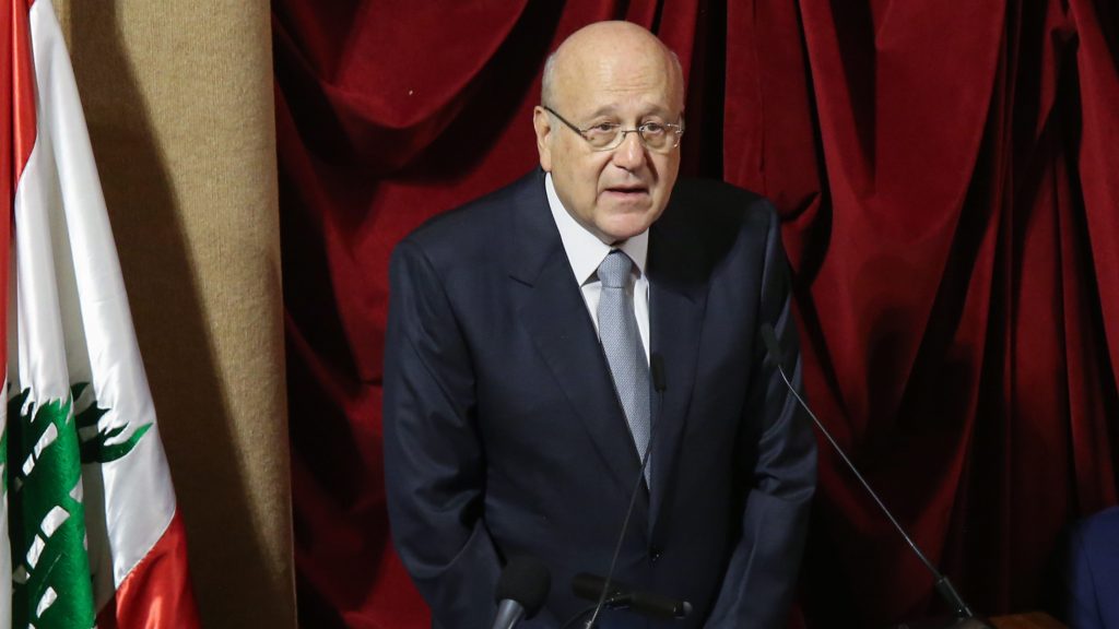 政治瘫痪13个月 黎巴嫩新内阁通过信任投票