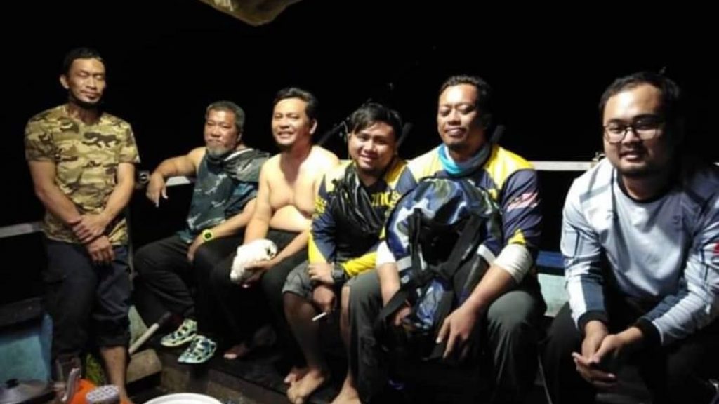 砂渔船翻覆9获救 副船长仍失踪