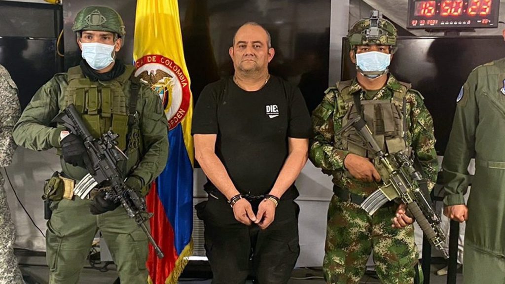 500特种部队围捕　哥伦比亚大毒枭乌素加落网