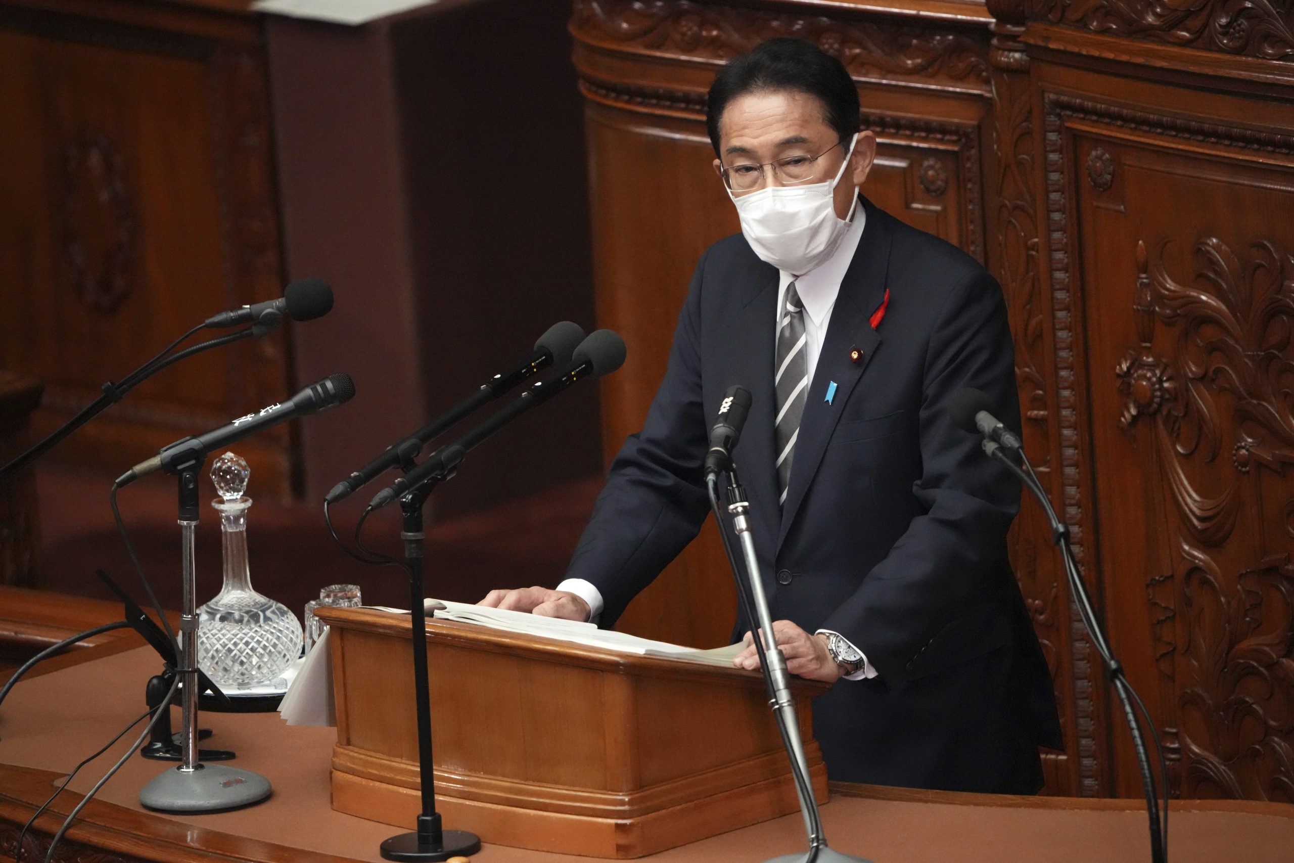 岸田文雄发表首次施政演说：同中国建立稳定关系很重要