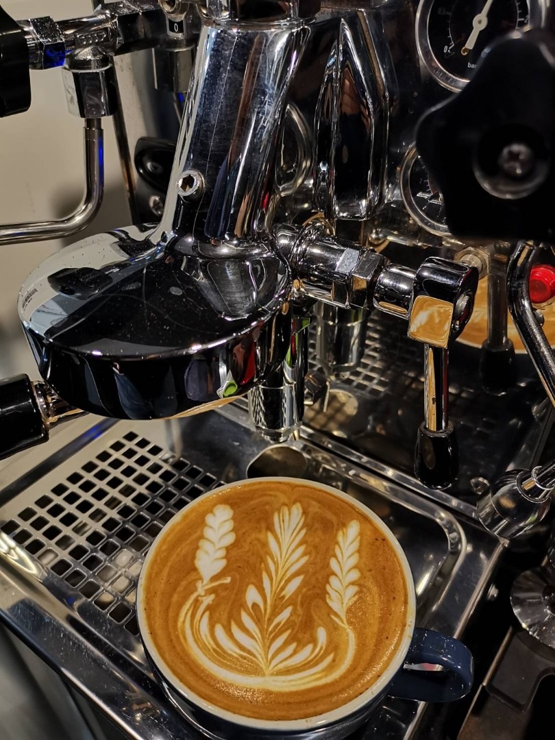 喜欢咖啡到自研专属咖啡味道，咖啡玩家打造自家咖啡馆