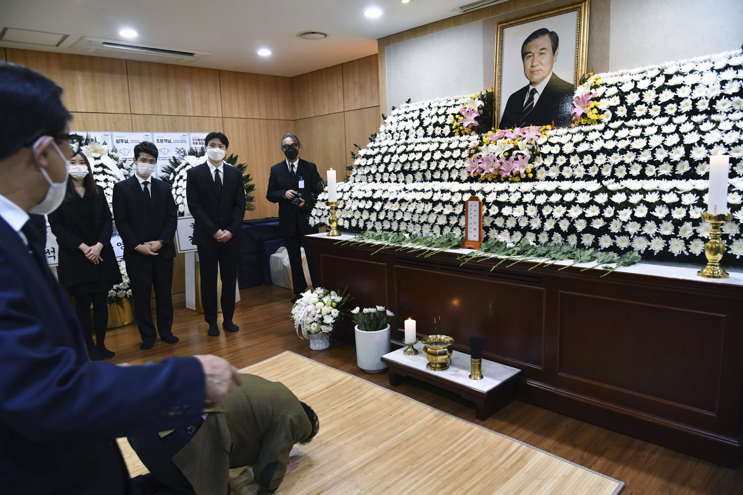 韩国将举行国葬 卢泰愚遗言盼获国民宽恕