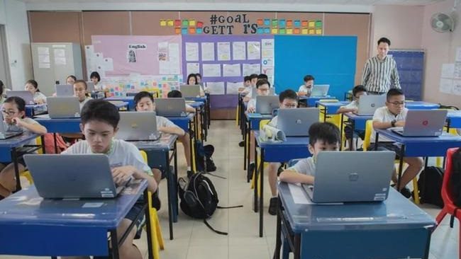 新加坡教育部未来2年 调高非新加坡籍学生学费