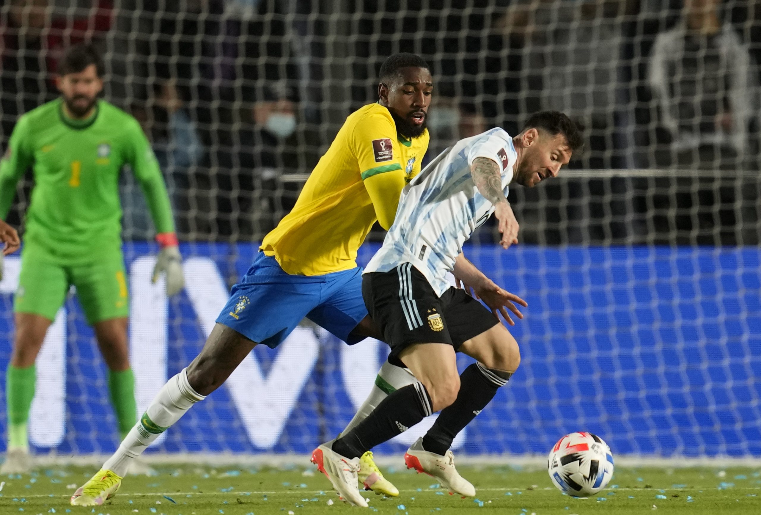 “犯规大战”平巴西  阿根廷连13届征世杯