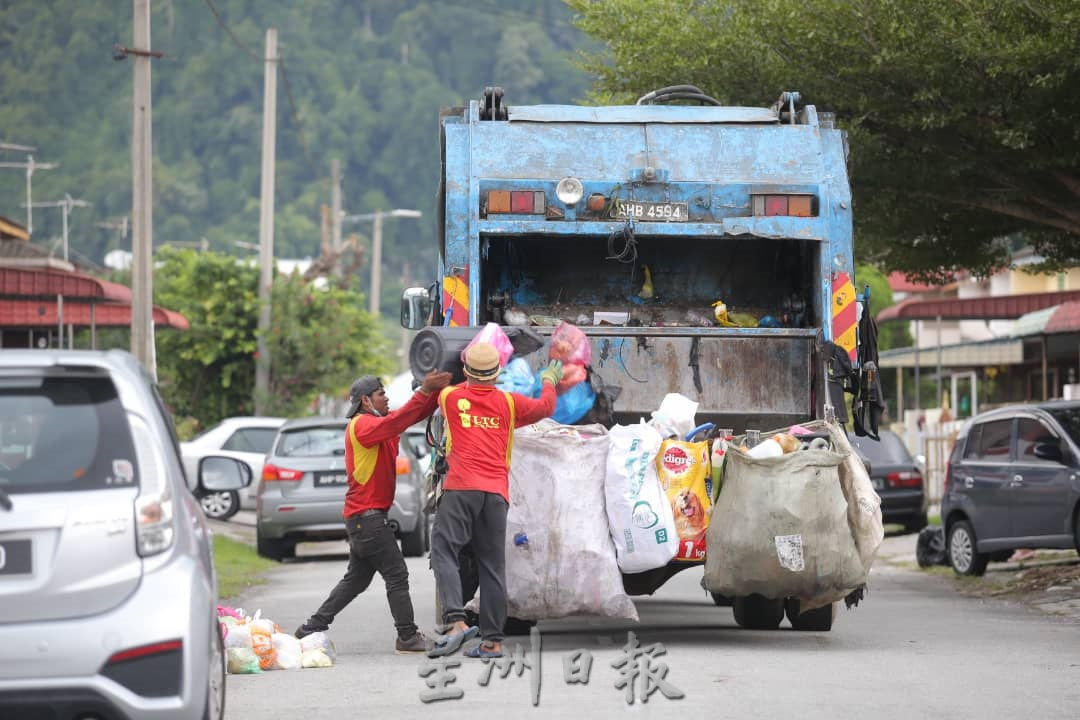 大霹雳时事焦点／怡市厅动员38人清理 6地区仍每周收垃圾两次 