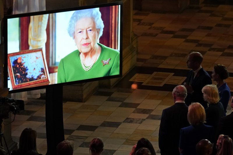 天下事   天下事 气候变迁危机紧迫 英国女王吁世界领袖齐心解决