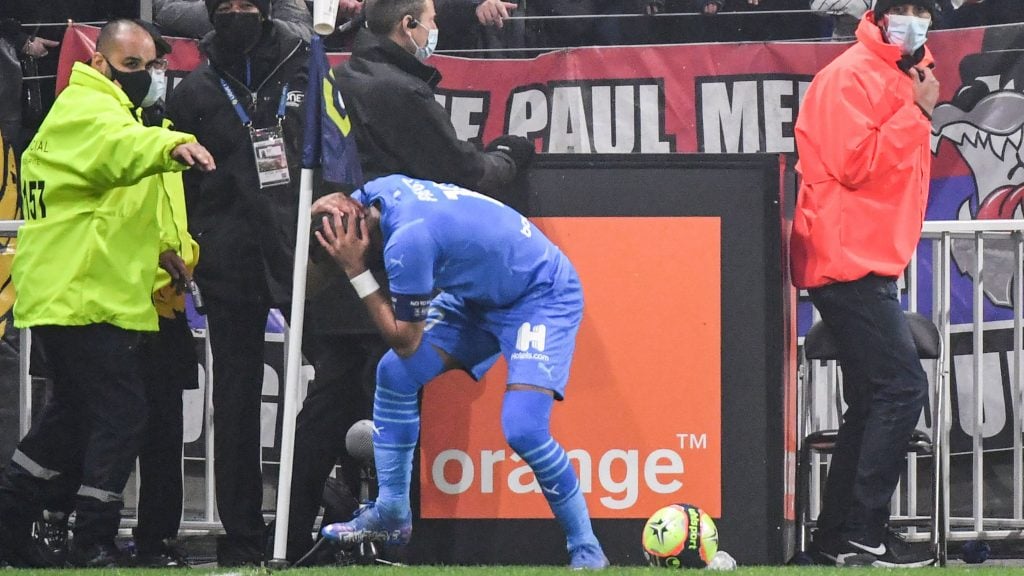 帕耶踢角球时被掷伤  里昂战马赛一役推迟