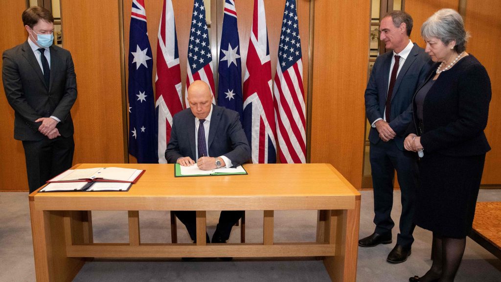 澳美英签署文件 澳洲将添8艘核动力潜舰