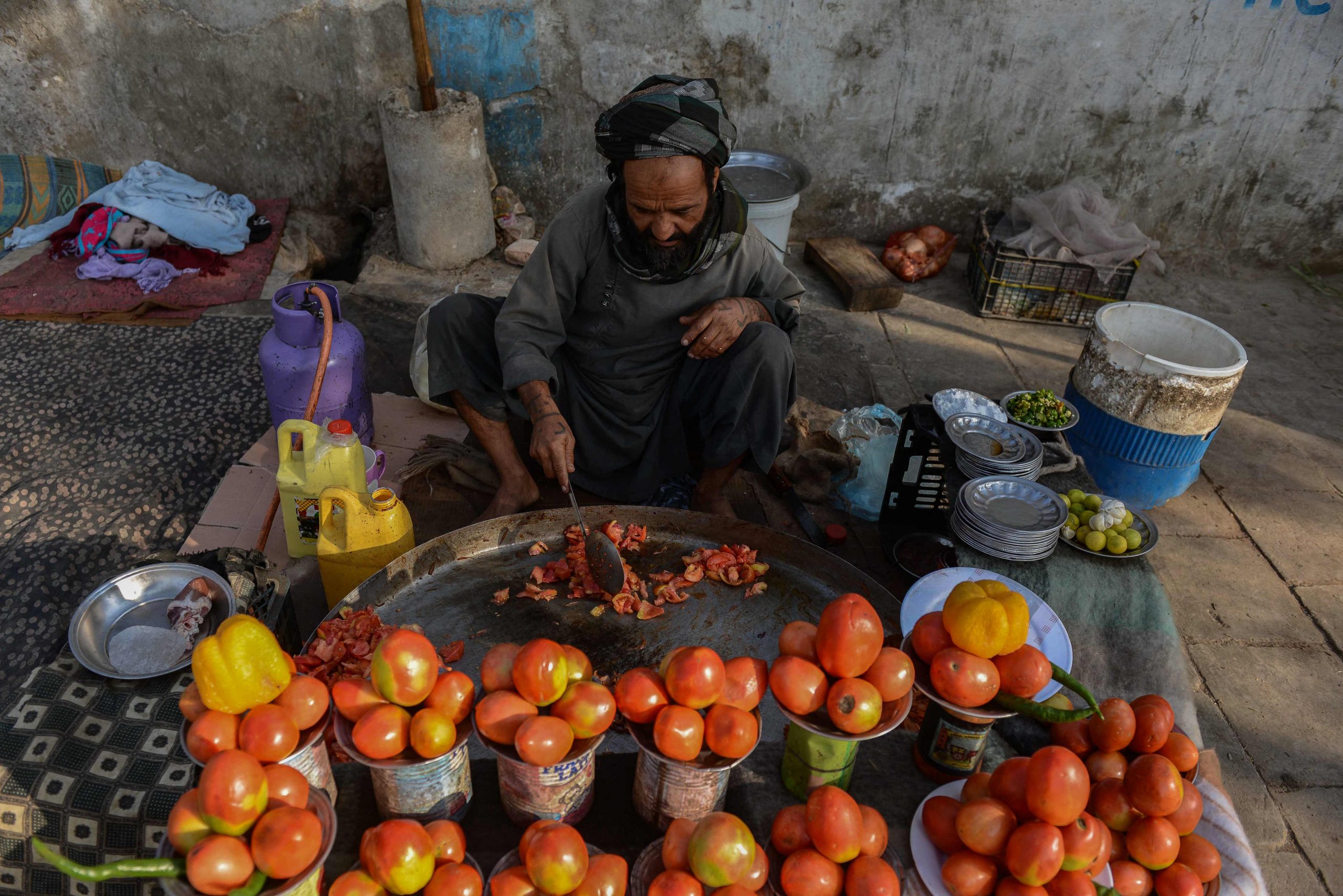 阿富汗增300万人挨饿 全球4500万人面临饥荒
