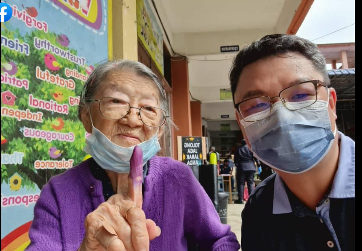 （古城版）95岁老婆婆坚持回甲投票