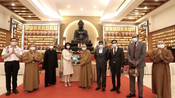 Pakistan High Commissioner visits Dong Zen Temple