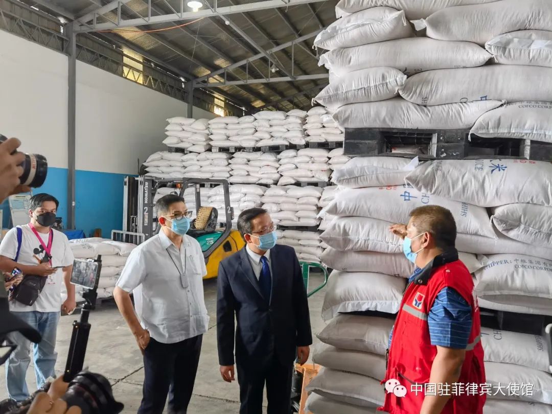 中国政府援菲大米紧急援助台风灾区 赠421万紧急救灾援助