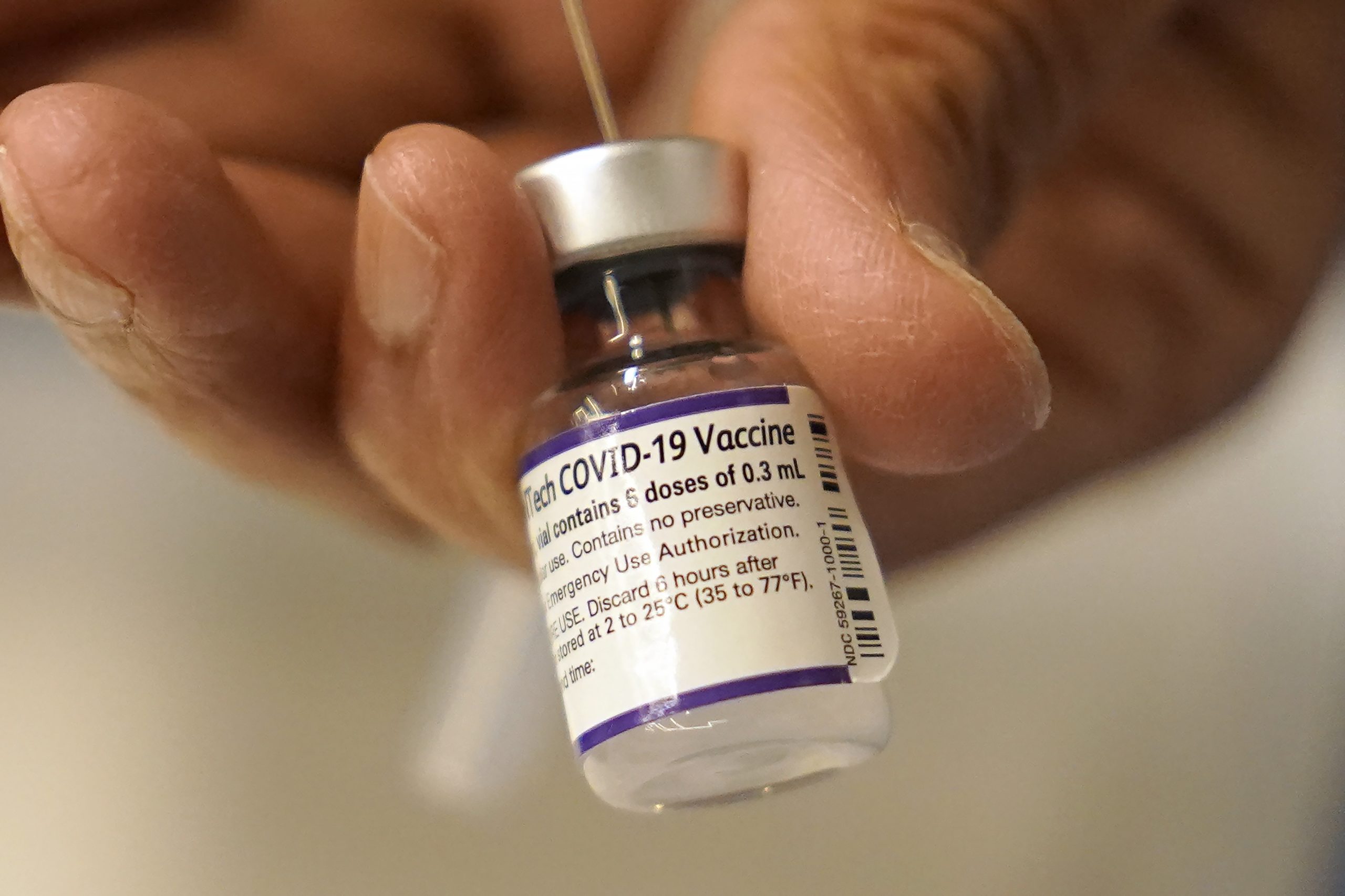 以色列研究：辉瑞疫苗加强针可显著防Omicron