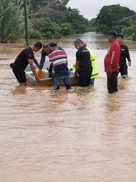 供FB／大雨致河涨，新邦榴梿通往马口道路中断