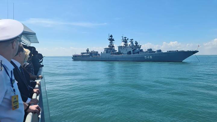 俄罗斯与东盟完成首次联合海军演习