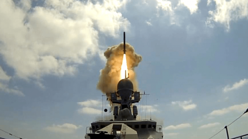 媒体：俄潜艇从日本海发射一枚巡航导弹