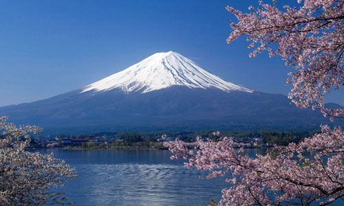 日本／富士山要爆发？一夜三震网民恐“日本沉没”成真　气象厅这样回应