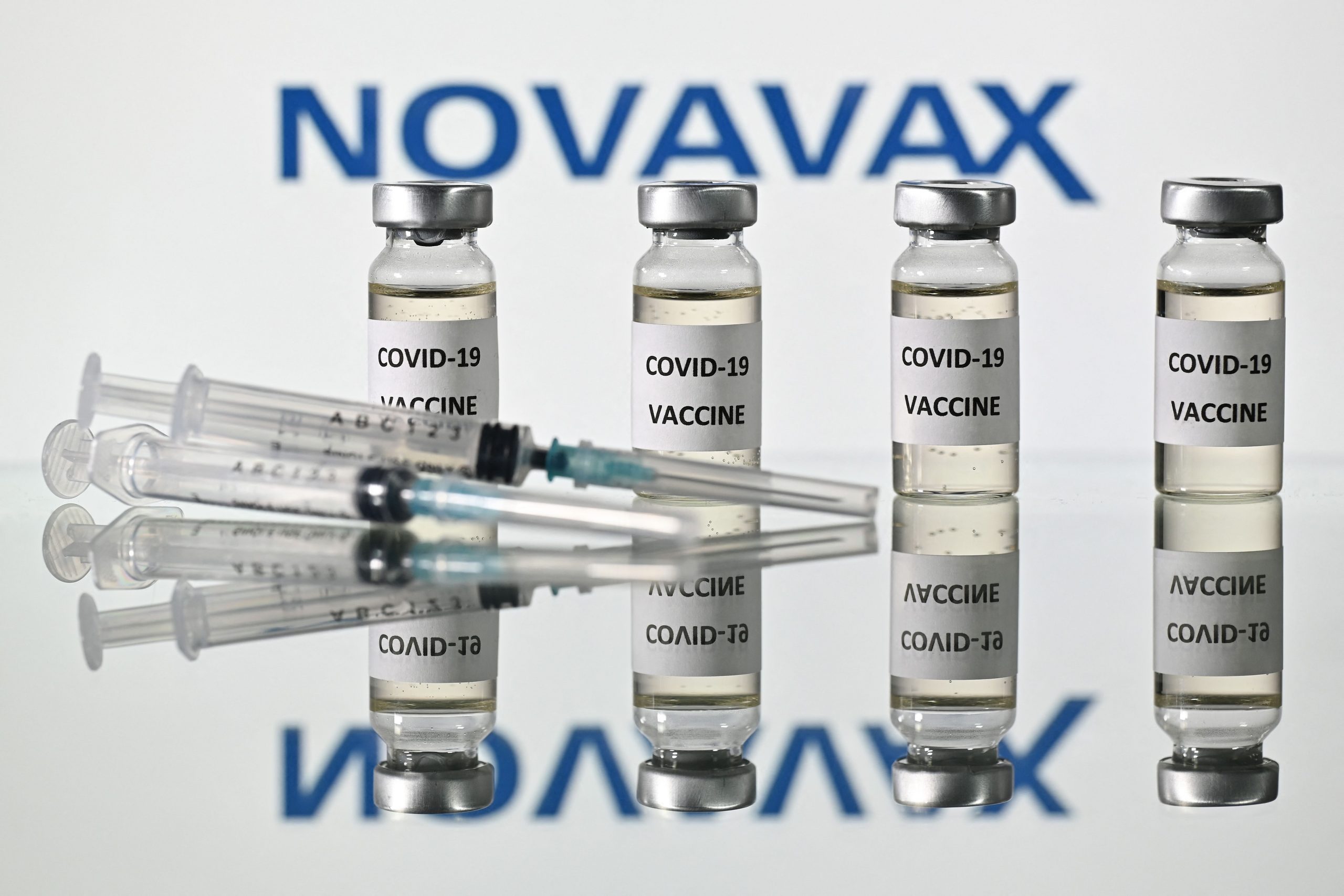 欧盟委员会批准Novavax疫苗 抗疫添利器