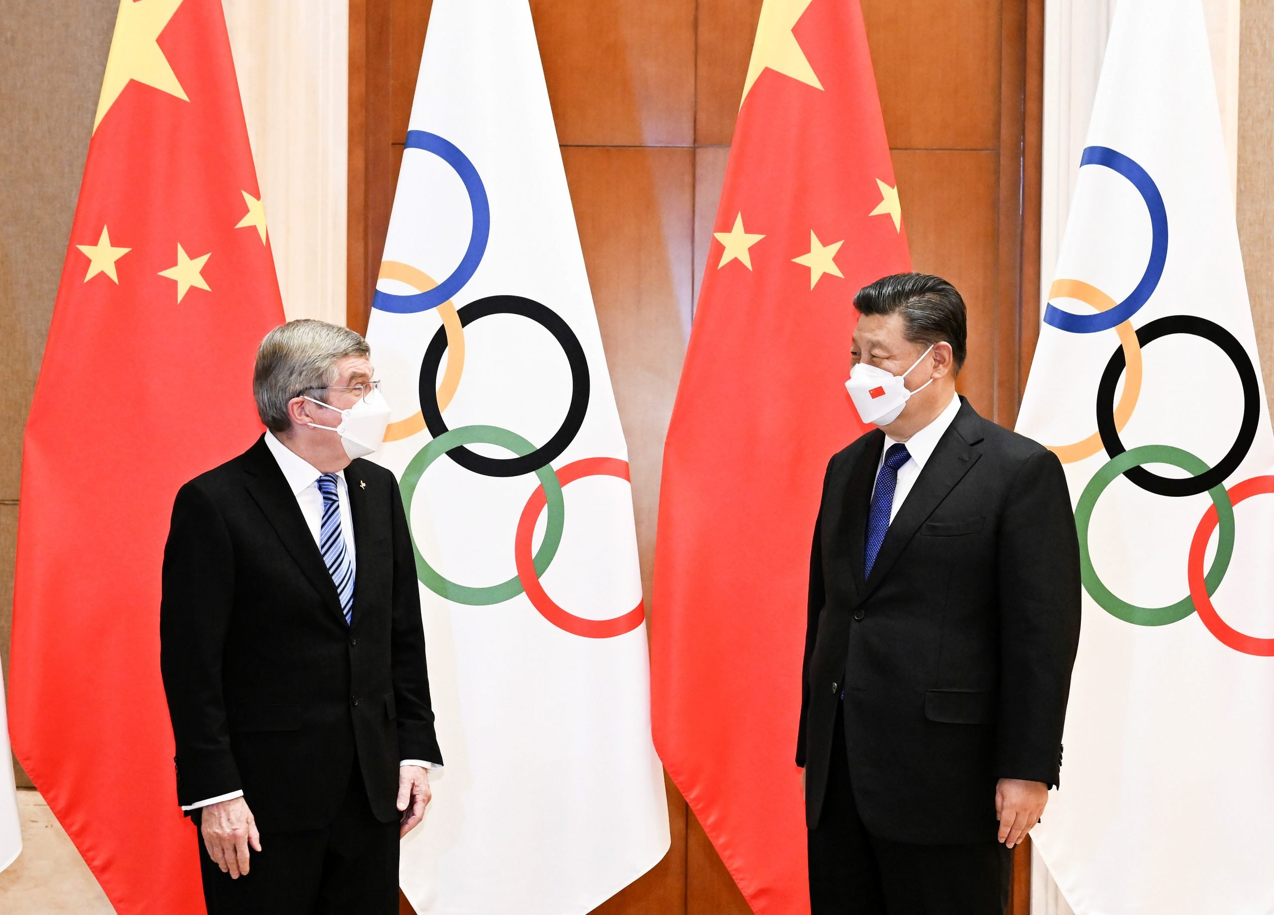 习近平：与金牌奖牌相比 我更在意冬奥会为中国注入的动力和活力