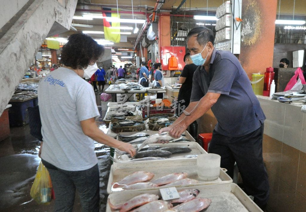渔获骤减海产涨价 未掀春节买气鱼贩观望