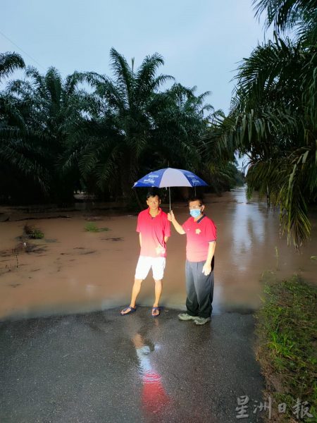 供FB／长命雨来袭，仁保榕吉C3村对外唯一道路淹没