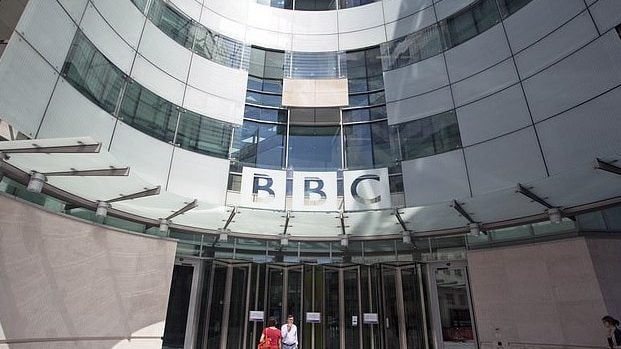 冻结BBC执照费两年   英政府被抨政治打击