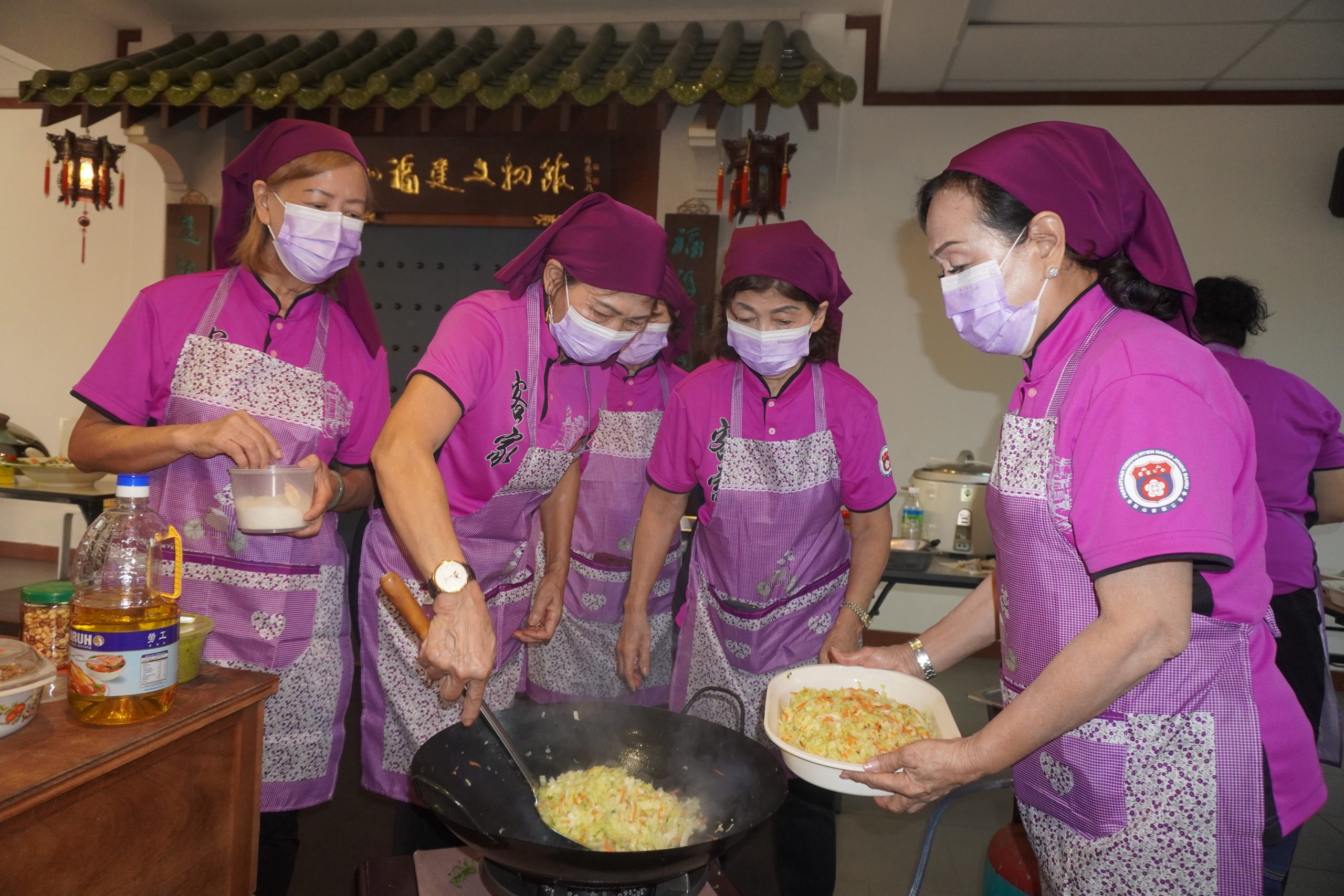 柔：新山福建会馆与客家公会联办  线上烹饪各籍贯年菜 交流