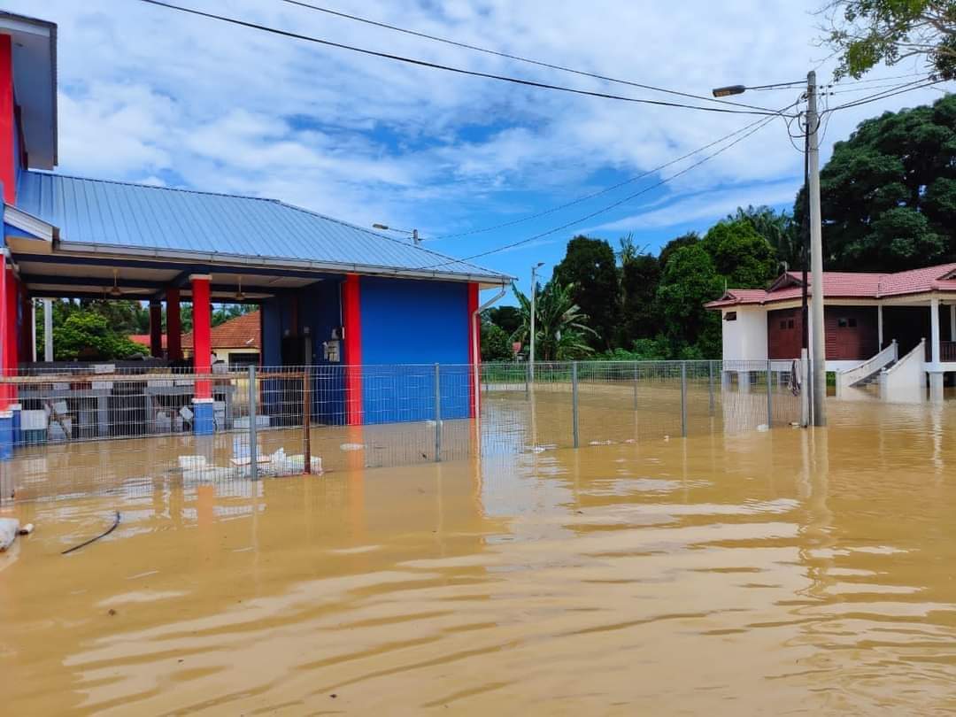 柔：新闻：相隔10年梦魇再降临  河水倒灌 坤兰乌汝淹水