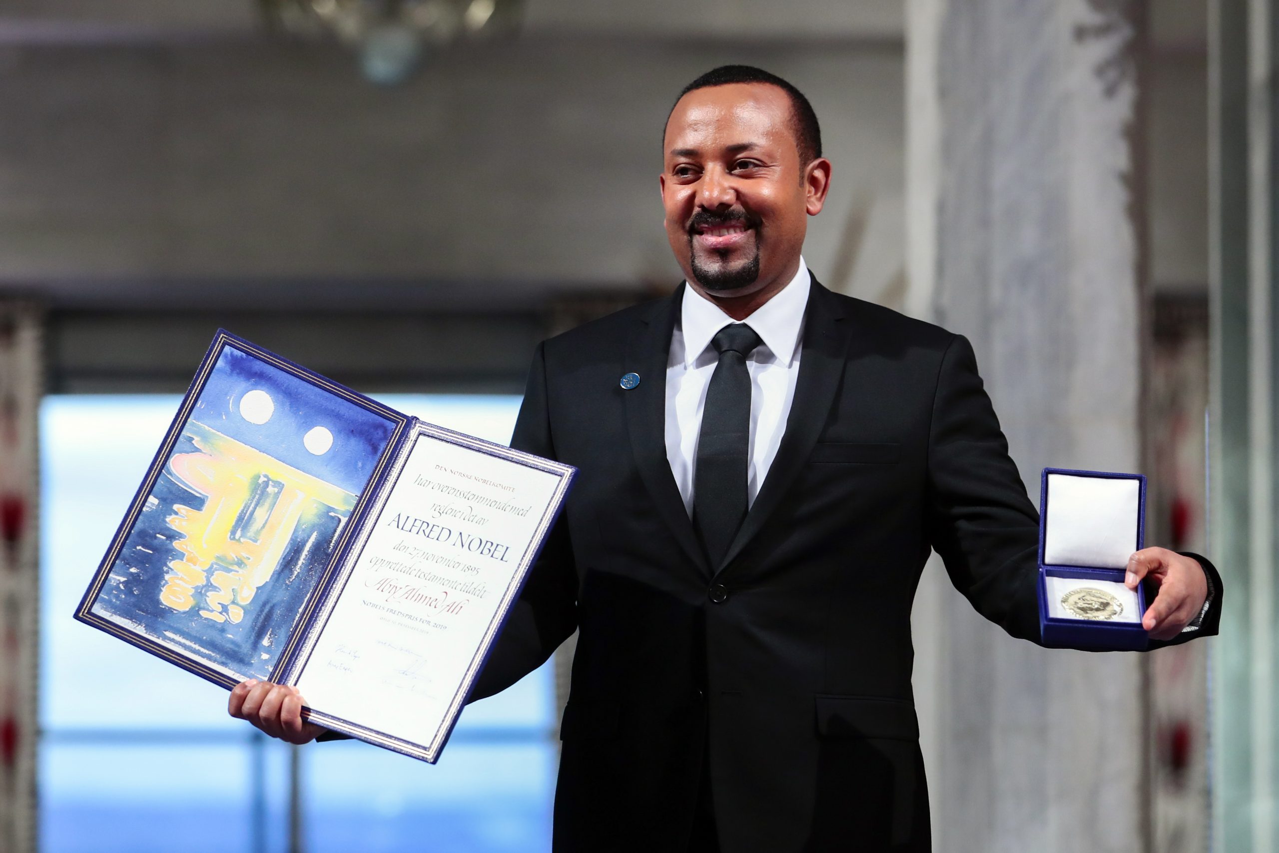 获和平奖却打内战！诺贝尔委员会首发声：埃塞俄比亚总理应止战