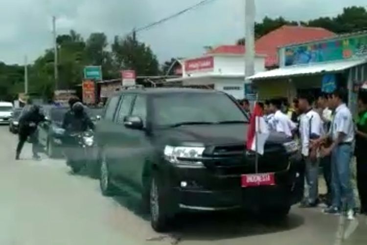 视频|佐科威出席活动 随行车队让路给救护车赢赞赏