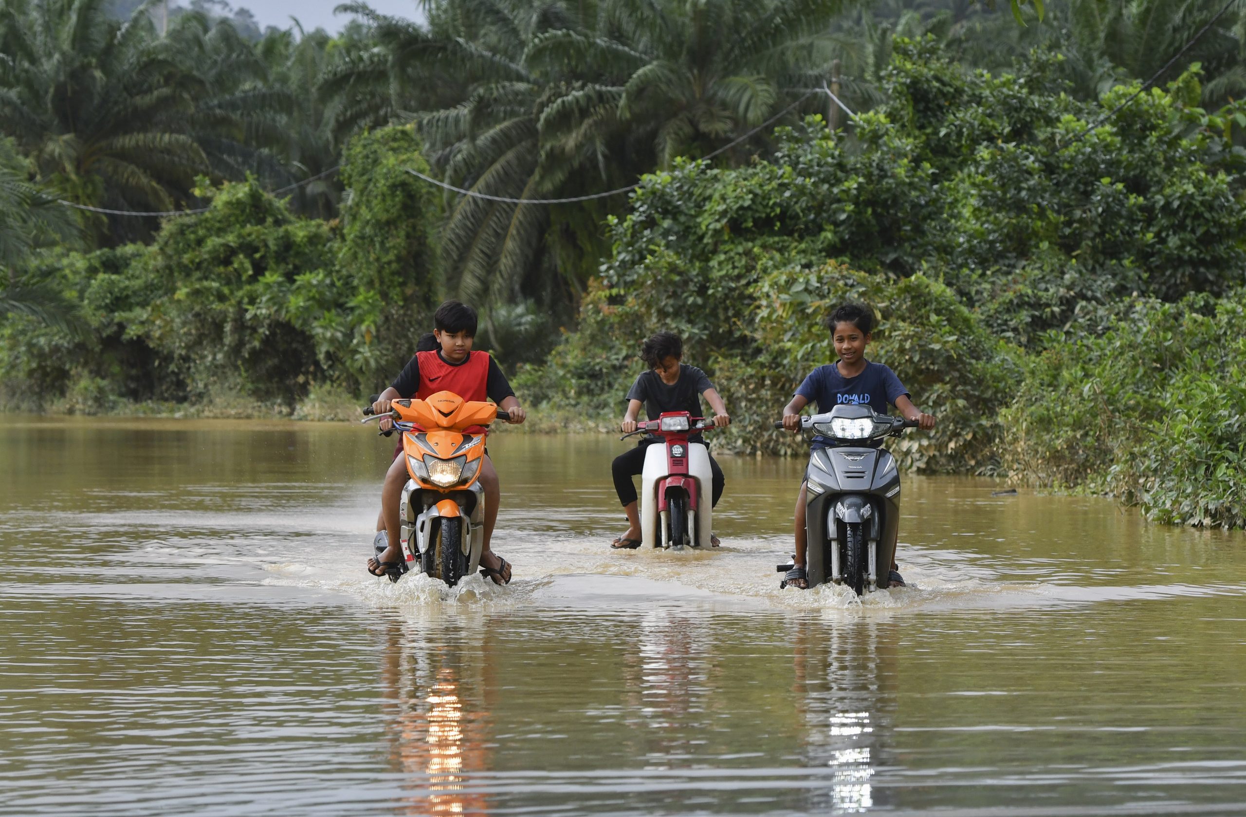 部分地區淹水  彭災黎增至2025人