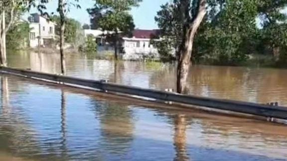 受水灾影响 北根8所中小学未能如期开课
