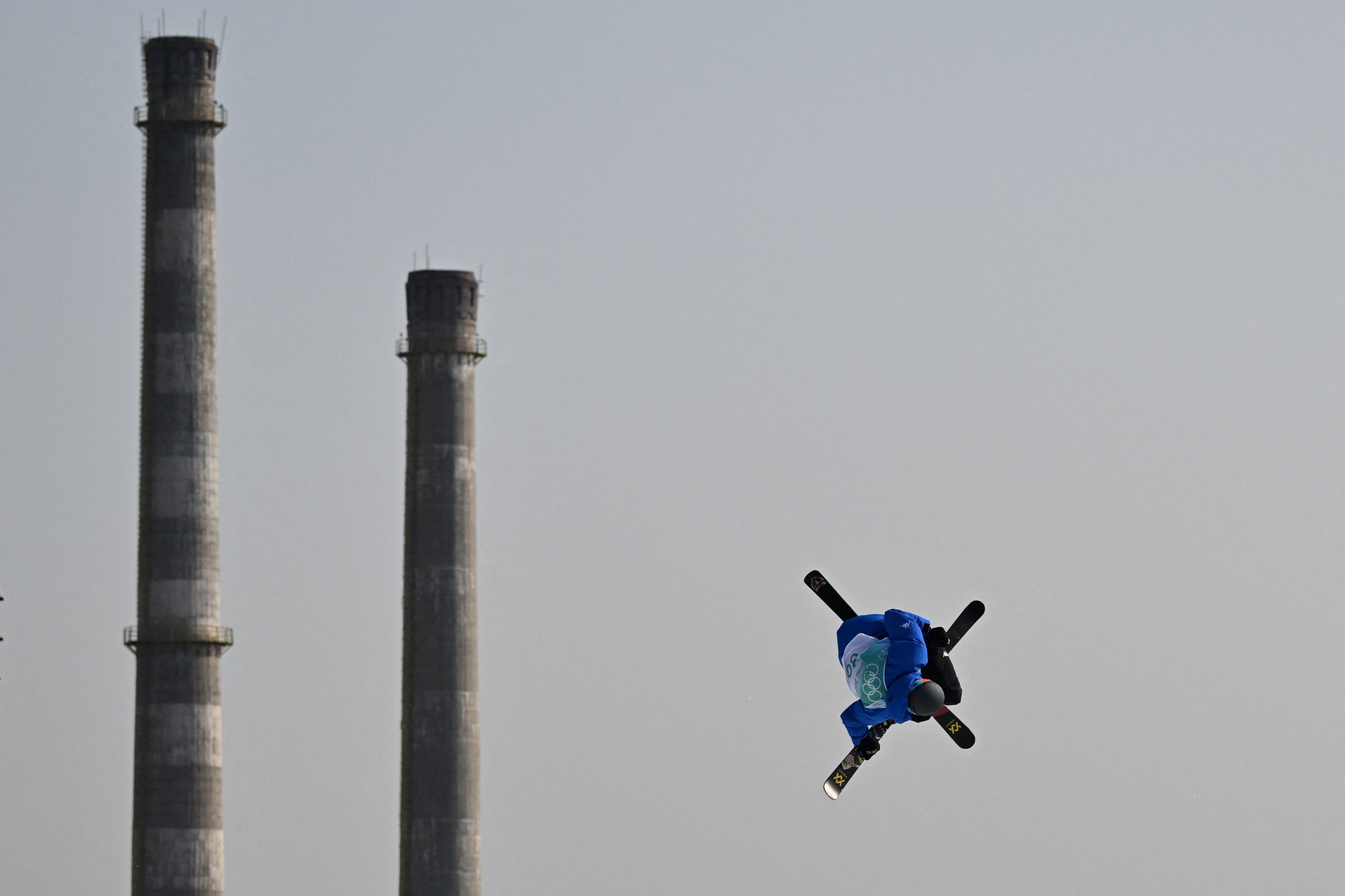 北京冬奥组委发言人驳“首钢滑雪大跳台是核电站”：荒谬之极