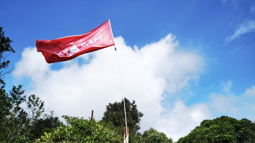 为周忠信造势  希盟红旗飘扬南峇山