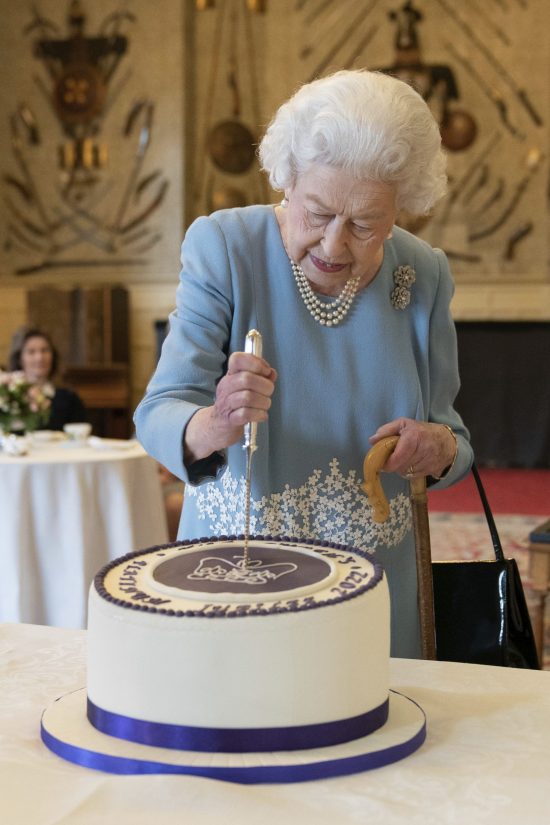 登基周年暨父忌日  英女王低调庆白金禧