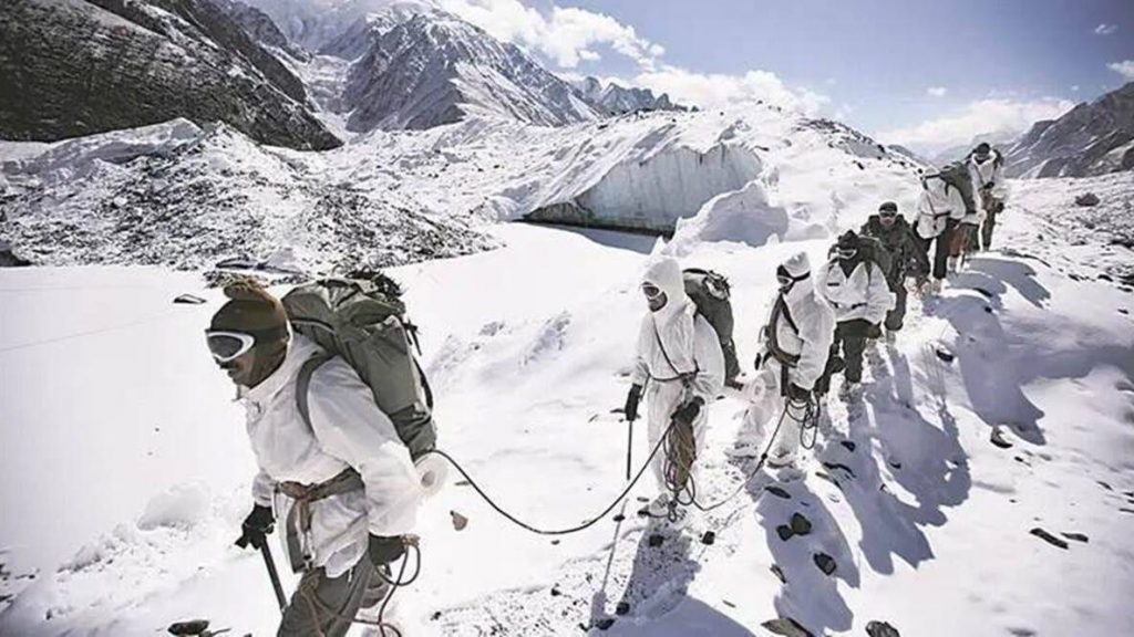 巡逻遭遇雪崩 7名印度士兵确认全部死亡