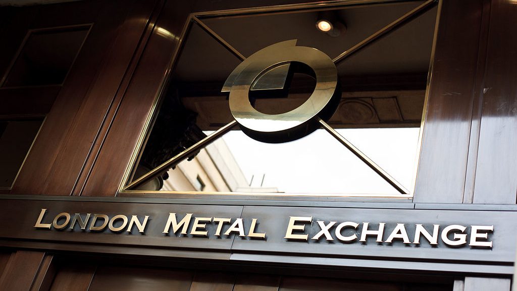 LME明日恢復镍交易 对多数金属实施15%涨跌幅限制