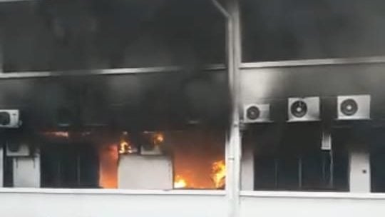 雪邦警区总部火患 · 办公室烧毁无人伤亡