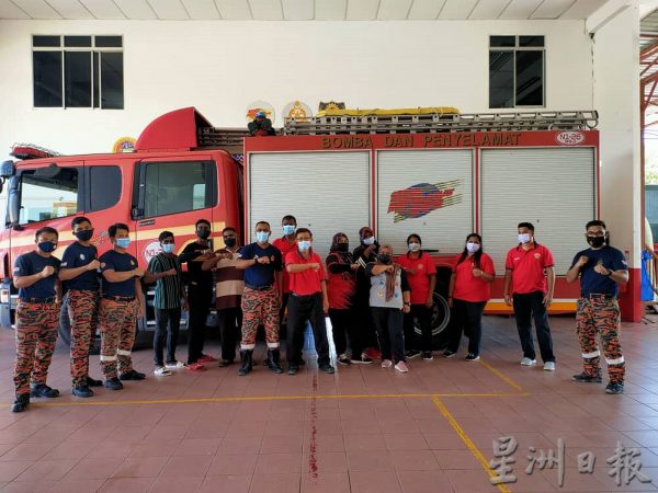 供fb:榕吉志愿消防队，地方上的守护者