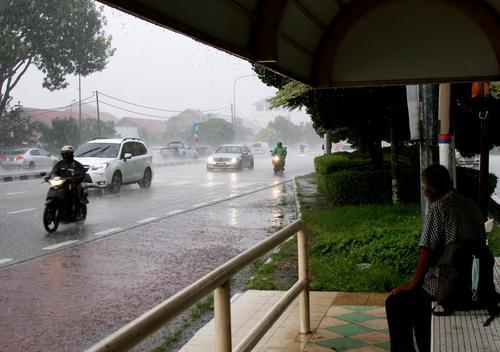 大霹雳时事焦点／气象局预测　霹多个县区有闪电雷雨至10pm
