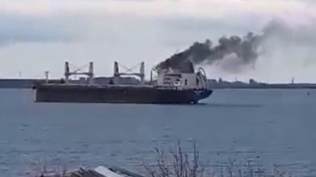 孟加拉货船乌克兰港口遇袭 船上工程师身亡