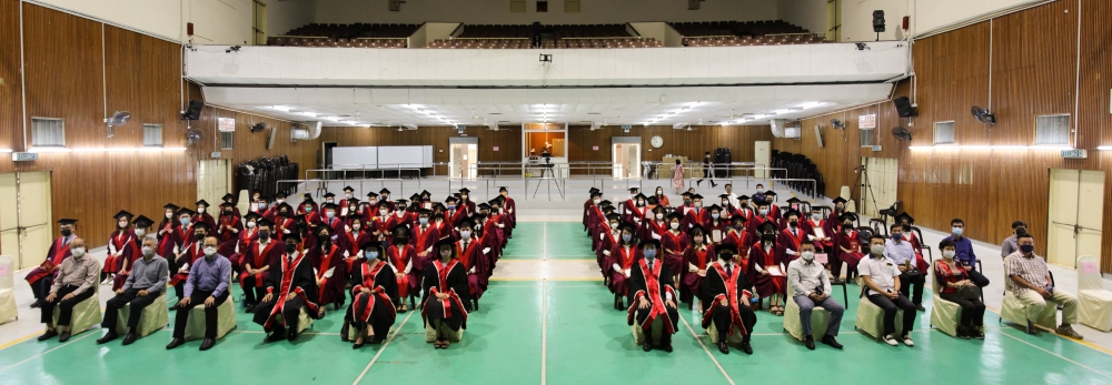 柔：（今日必下）教育版头：2019年华文独中教育专业课程结业礼 共97位学员毕业