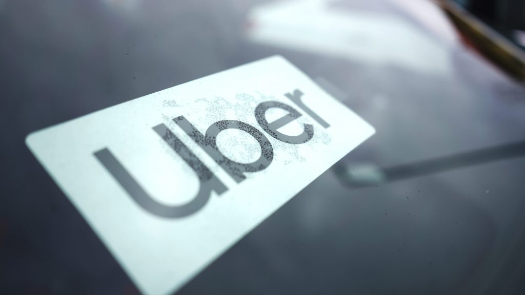 美加Uber将收附加费 助司机应对油价上涨