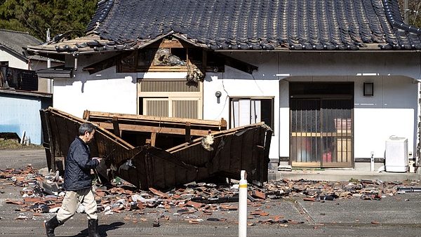 Four dead after powerful Japan quake rattles east coast